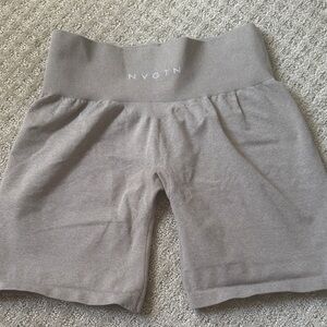 NVGTN Women's Gray Bike Shorts